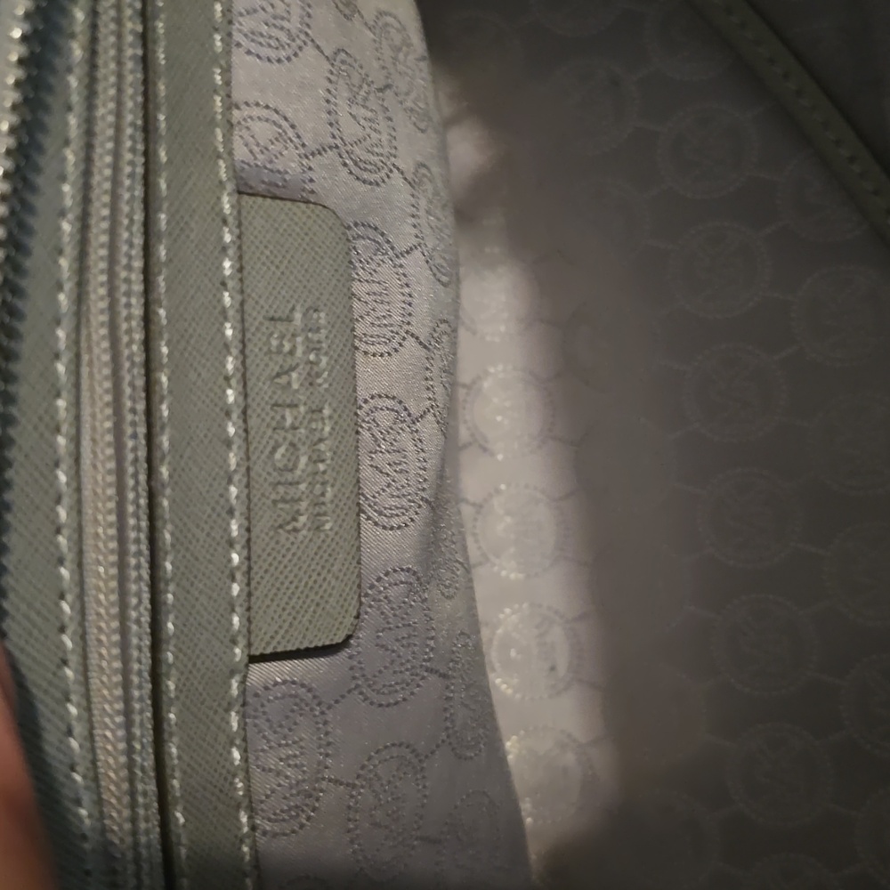 Michael Kors‎ Selma Silver Satchel Purse w/Handles Removable Shoulder Strap - Picture 9 of 10